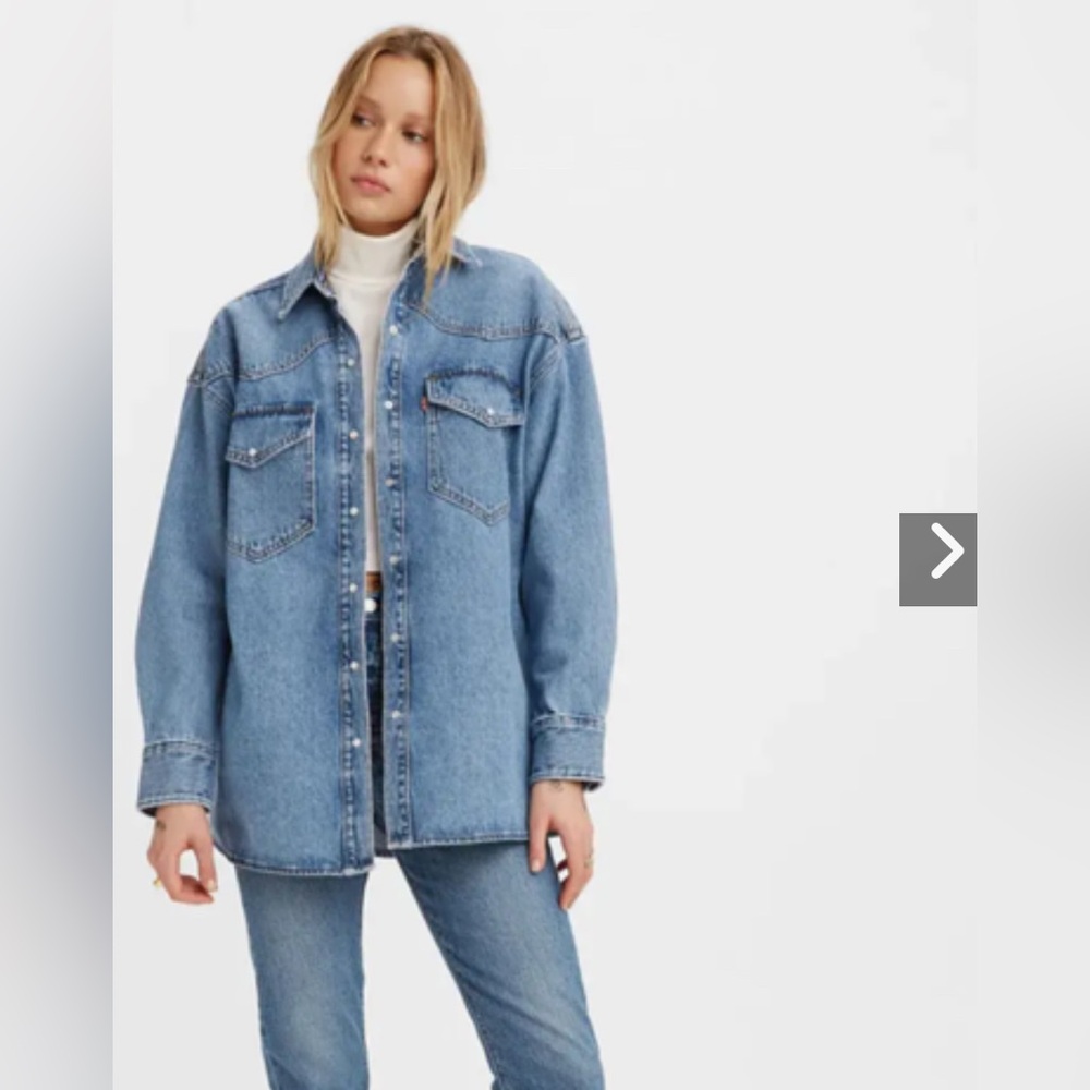 *LEVI’S* Oversized Blue Denim Western Shirt Jacket Shacket